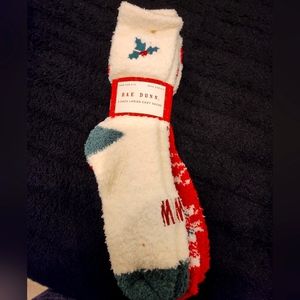 Rae Dunn Cozy Socks 3 Pack Fuzzy Santa’s